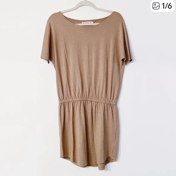 Fighting Eel Short Sleeve Womens Beige T-Shirt Dress Size: M - Picture 4 of 9